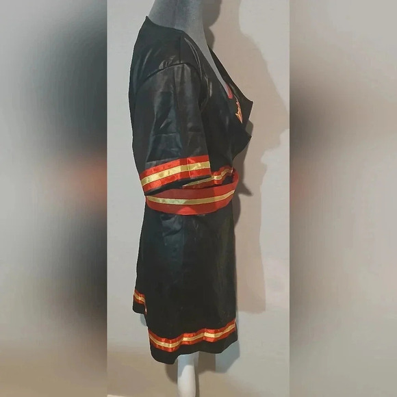 Women's "Smokin' Hot" Fire Fighter Costume - Picture 5 of 8